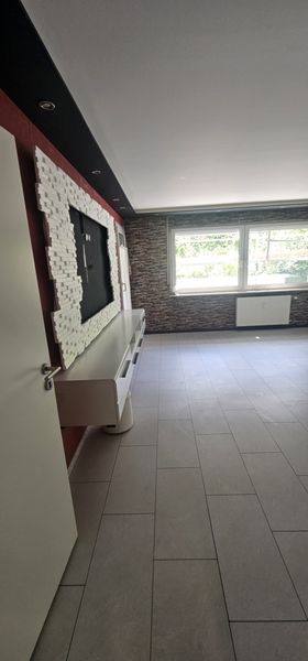 Platz für neue Ideen: 3-Zimmer-Wohnung in Idar-Oberstein mit EBK, frisch renoviert 